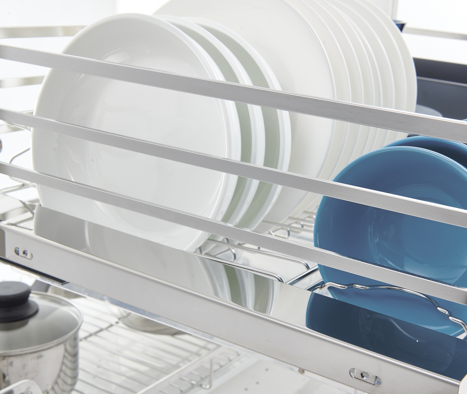 Giá bát tủ dưới